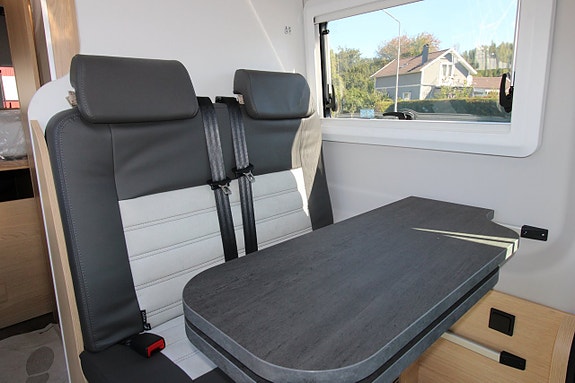 Sunlight Cliff 4X4 Greentrek 590 Green Trek 165 hk Solpanel 180 ah Lithium 10 of 17