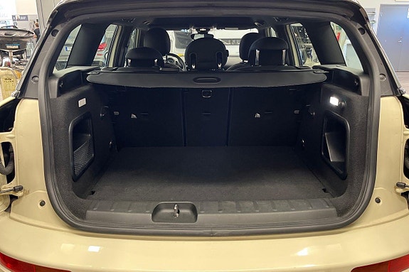 MINI Clubman Cooper 24 of 26