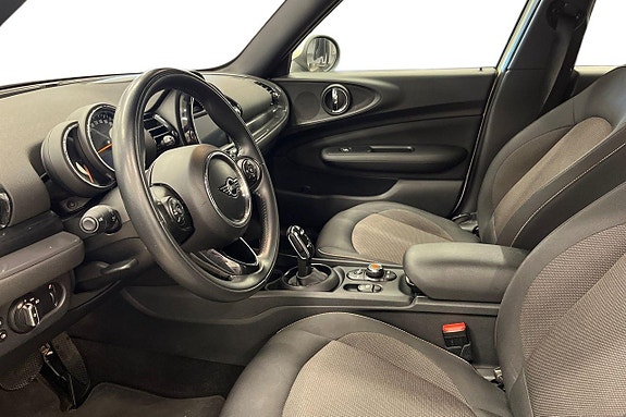 MINI Clubman Cooper 12 of 26