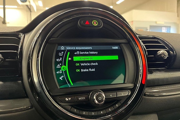 MINI Clubman Cooper 17 of 26