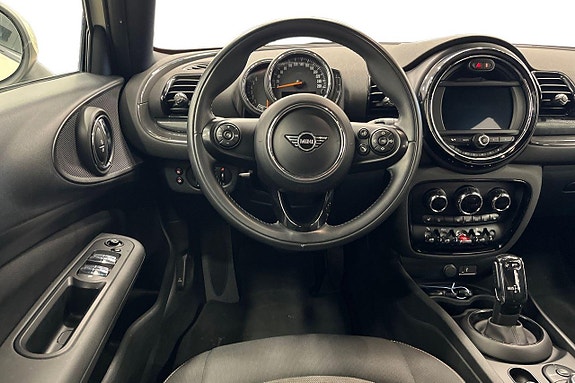 MINI Clubman Cooper 14 of 26