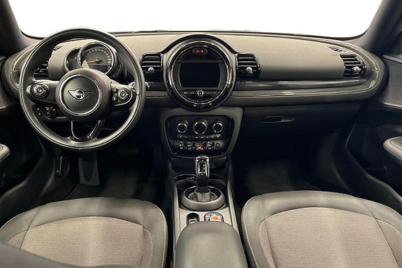 MINI Clubman Cooper 13 of 26