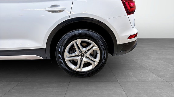 Audi Q5 6 of 21