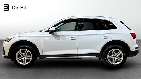 Audi Q5 2 of 5