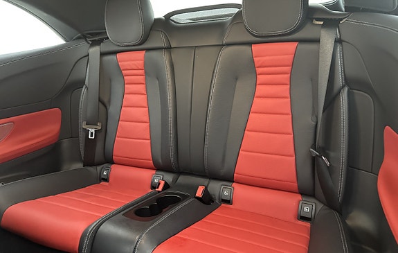 Mercedes-Benz E400 4 of 5