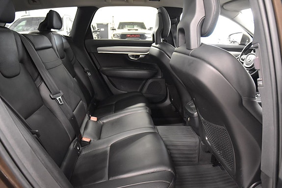 Volvo V90 14 of 26