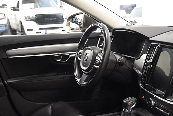 Volvo V90 8 of 26