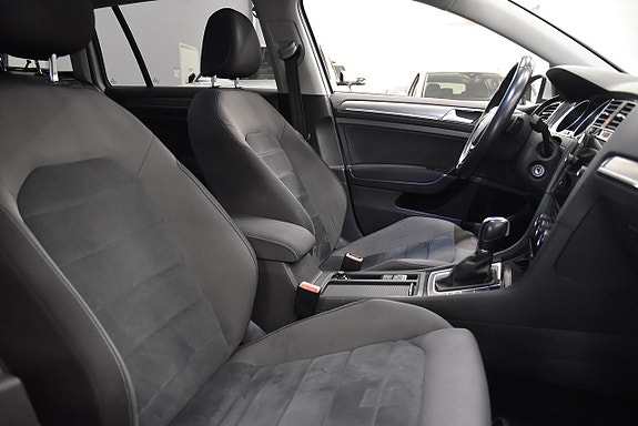 Volkswagen Golf Alltrack 12 of 20