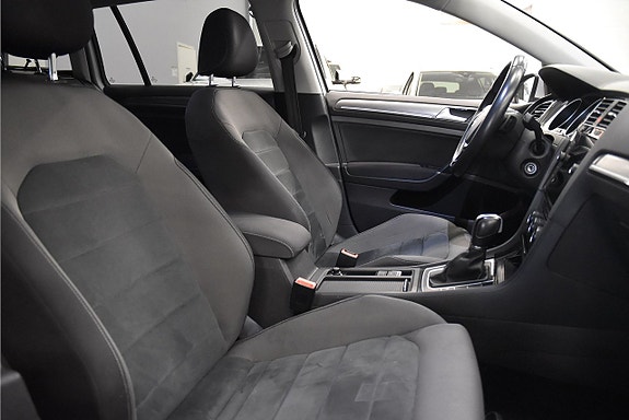 Volkswagen Golf Alltrack 12 of 20