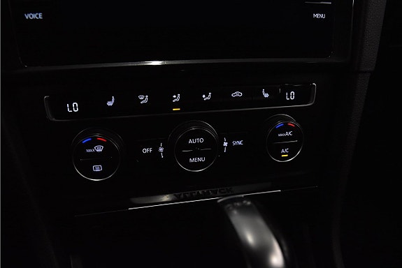 Volkswagen Golf Alltrack 19 of 20