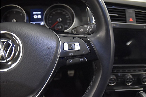 Volkswagen Golf Alltrack 11 of 20