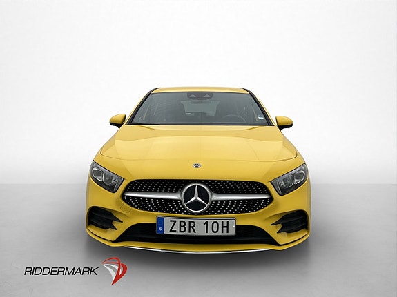 Mercedes-Benz A200 d 2 of 5