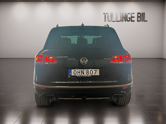 Volkswagen Touareg 4 of 5