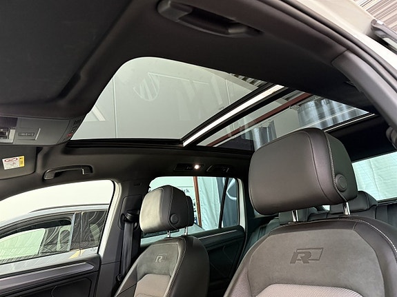 Volkswagen Tiguan 4 of 5