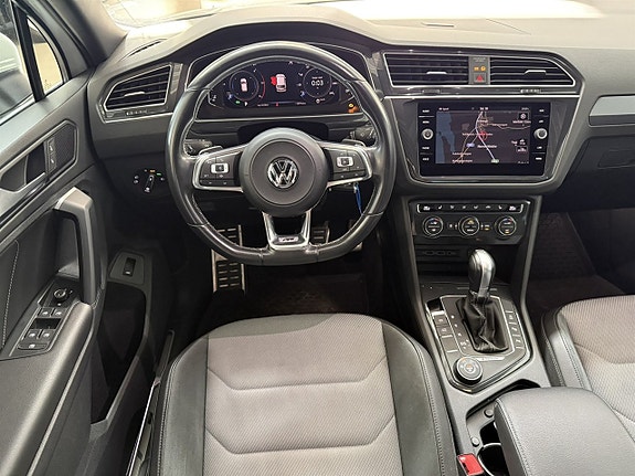 Volkswagen Tiguan 5 of 5