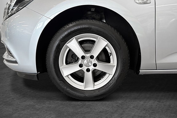 Opel Astra 2 of 5