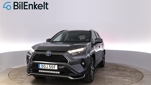 Toyota RAV4 Plug-in Hybrid 29 of 29