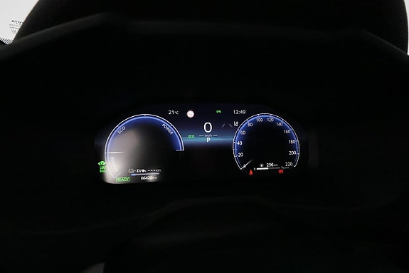 Toyota RAV4 Plug-in Hybrid 22 of 29