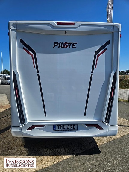 Pilote G 740 FGJ Evidence / Enkelsängar / Automat / Alde / 180hk 4 of 5