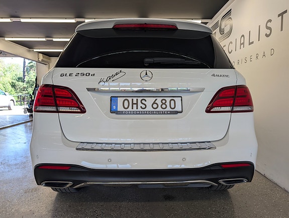 Mercedes-Benz GLE250 d 6 of 27