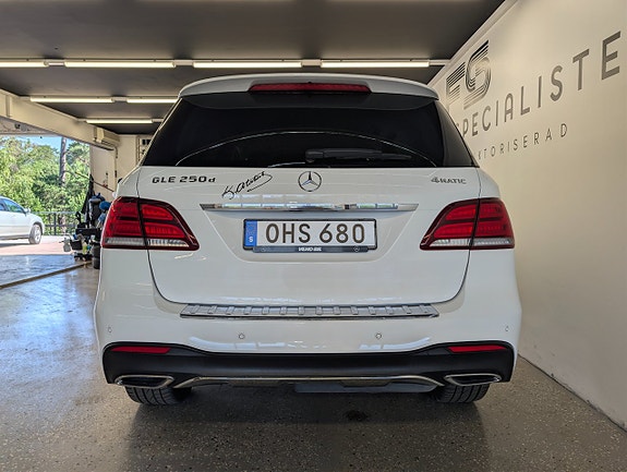 Mercedes-Benz GLE250 d 25 of 27