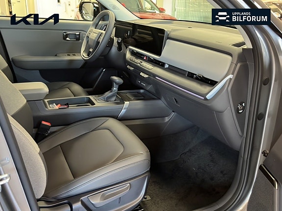 Kia Seltos 10 of 20