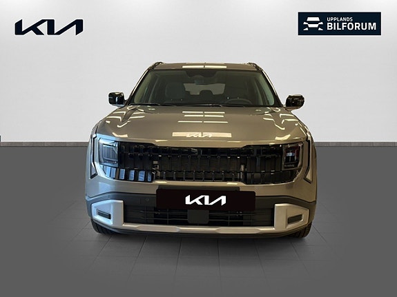 Kia Seltos 2 of 5