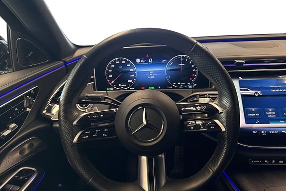 Mercedes-Benz E300 de 22 of 23