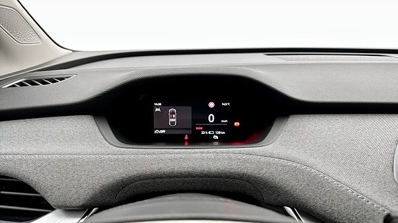 Skoda Enyaq 13 of 23