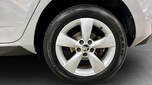 Skoda Fabia 6 of 13