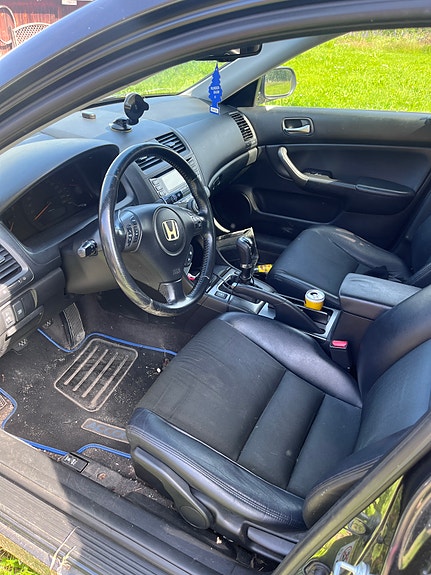 Honda Accord 3 of 5