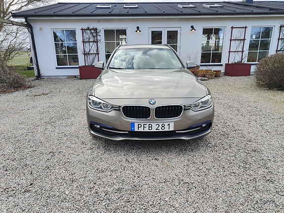 BMW 320d 3 of 5