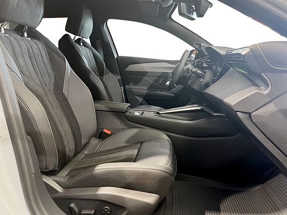 Peugeot 408 15 of 25