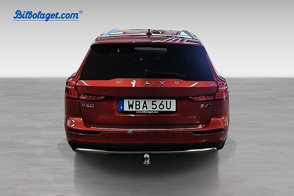 Volvo V60 Cross Country 4 of 5