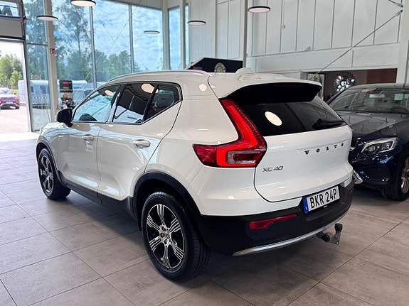 Volvo XC40 5 of 5