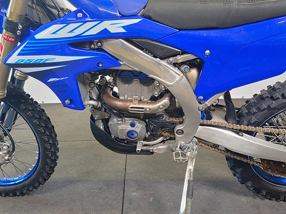 Yamaha WR250F 4 of 5