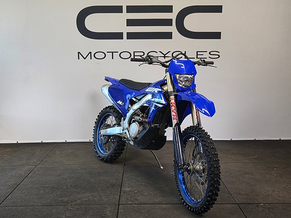 Yamaha WR250F 3 of 5