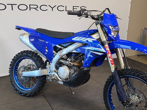 Yamaha WR250F 2 of 5