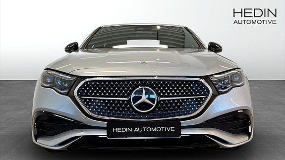 Mercedes-Benz E300 e 4 of 12