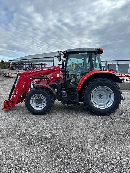 Massey Ferguson 5612 Dyna-4 3 of 10