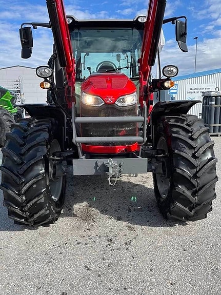 Massey Ferguson 5710 M Dyna-4 4WD/Demomaskin 18 of 18