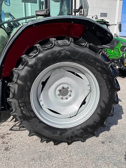 Massey Ferguson 5710 M Dyna-4 4WD/Demomaskin 16 of 18