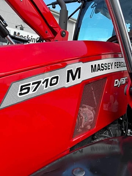 Massey Ferguson 5710 M Dyna-4 4WD/Demomaskin 3 of 18