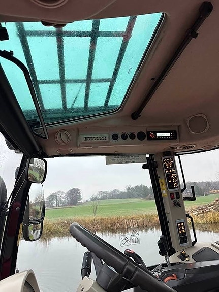 Massey Ferguson 5713 S Dyna -6 9 of 9