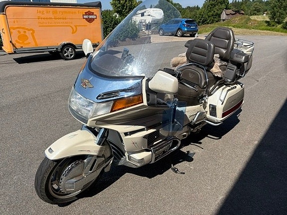 Honda Powersports GL1500 SE Gold Wing 1.5 3 of 5