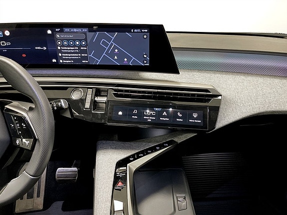 Peugeot 5008 10 of 16