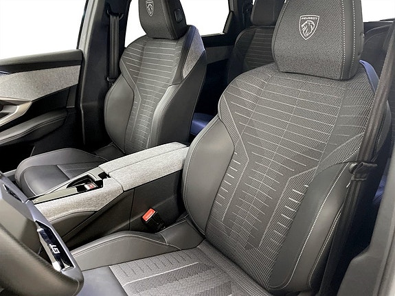 Peugeot 5008 6 of 16