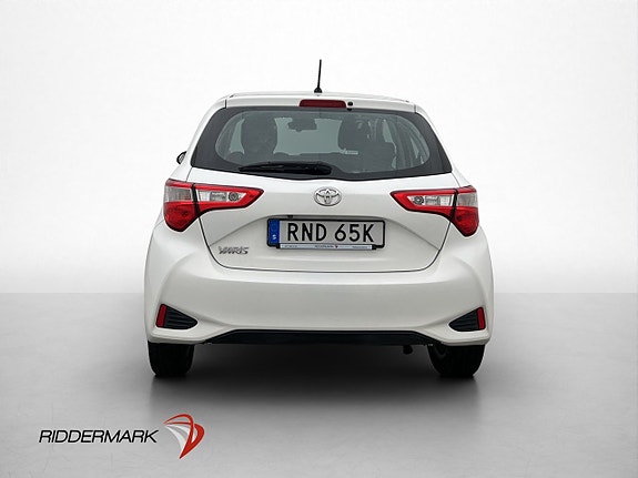 Toyota Yaris 7 of 29