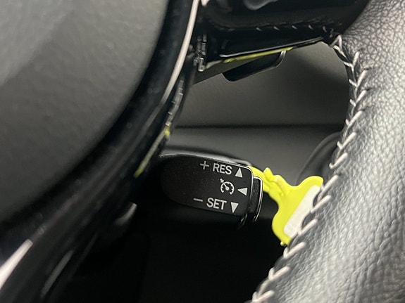 Toyota Yaris 15 of 29