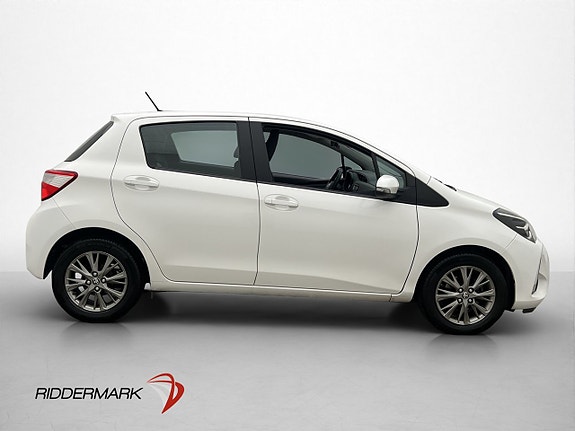 Toyota Yaris 9 of 29